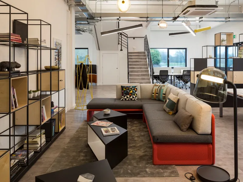 Proper Food & Drinks